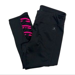 💃 DANSKIN - cropped legging with pink crisscross